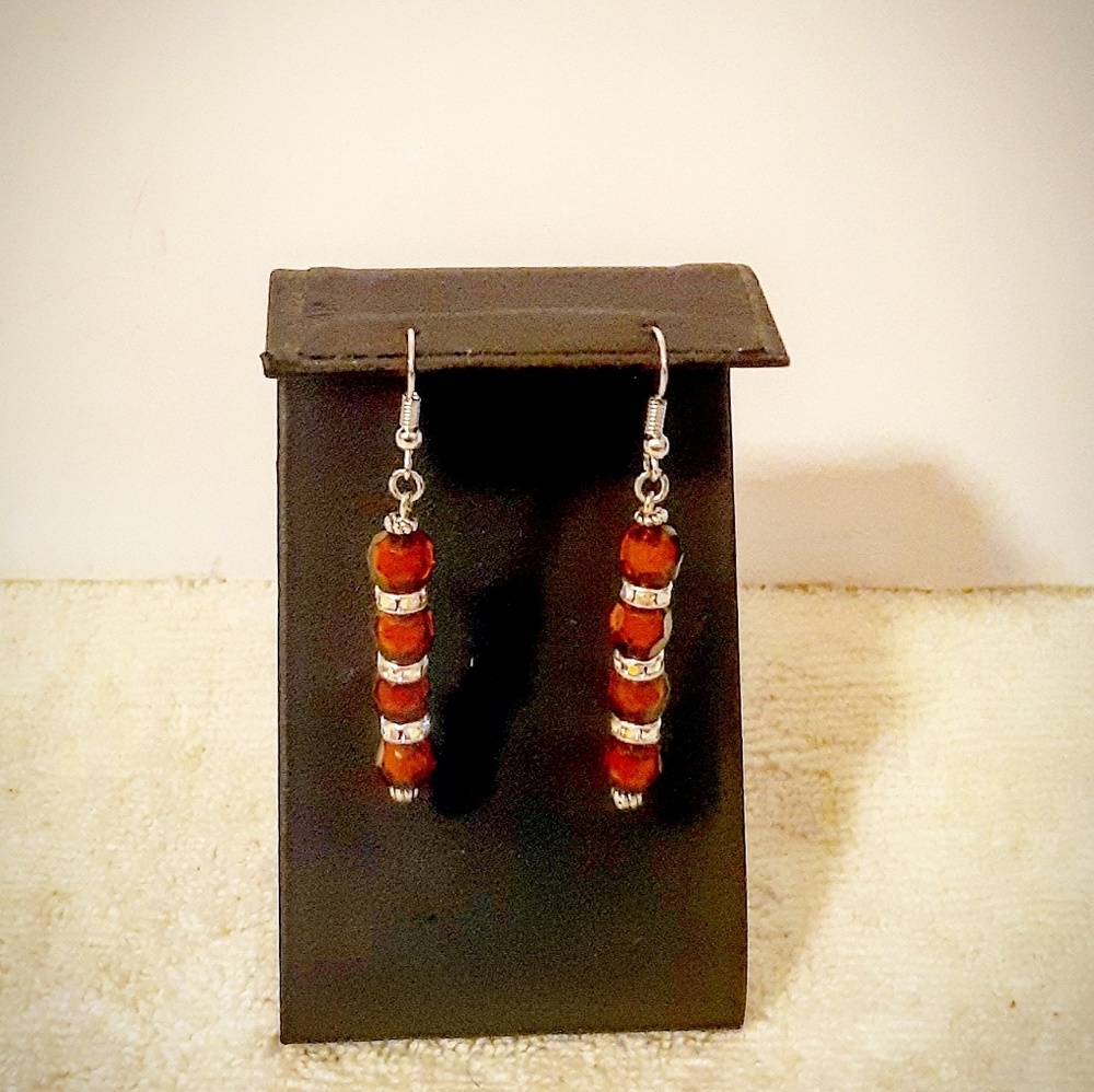 EARRINGS - Picture 1 of 1